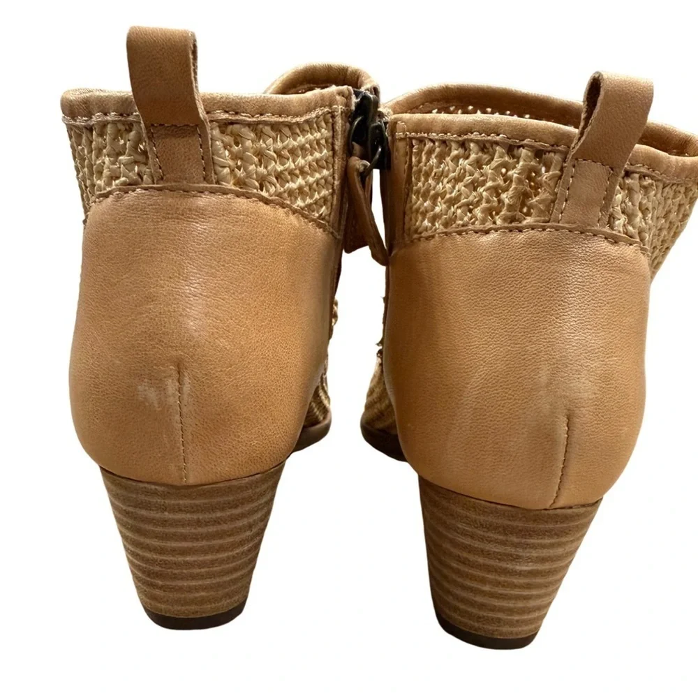 Kelsi Dagger Brooklyn Ego Ankle Boots Tan Size 8.5